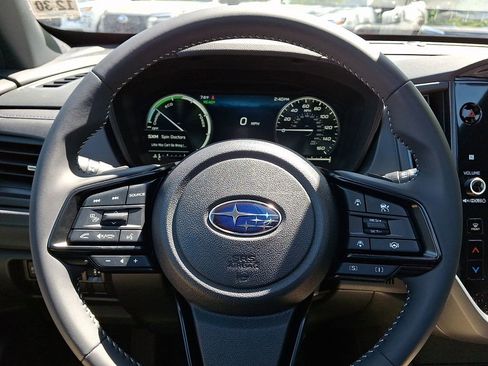 Used 2025 Subaru Forester Premium AWD/4WD image 20