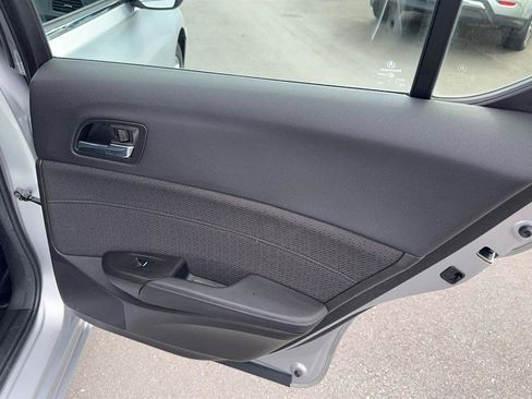 Used 2013 Acura ILX 4dr Sdn 2.0L image 25