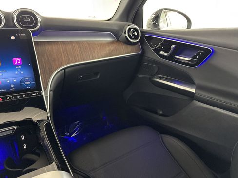 Certified 2026 Mercedes-Benz GLC 300 image 29