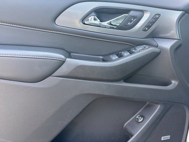 Used 2018 Chevrolet Traverse Premier AWD/4WD image 29