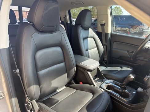 Used 2019 Chevrolet Colorado Z71 AWD/4WD image 4
