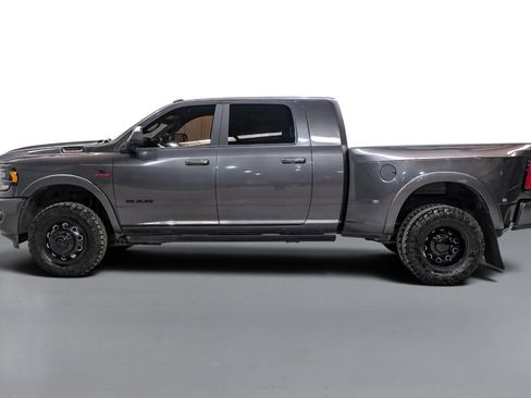 Used 2022 RAM 3500 Limited AWD/4WD image 9