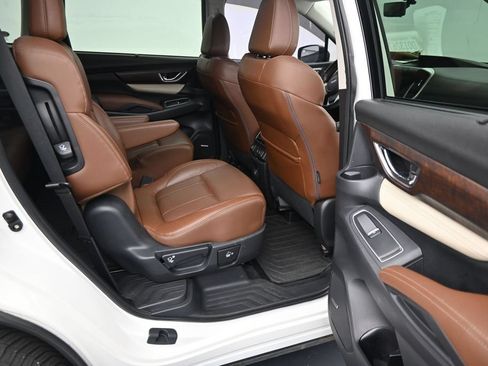 Used 2019 Subaru Ascent Touring AWD/4WD image 12