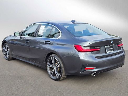 Used 2021 BMW 330i Sedan w/ Premium Package image 5