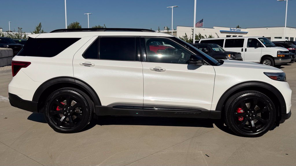 Used 2020 Ford Explorer ST w/ ST Street Pack AWD/4WD image 6