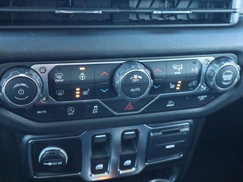 New 2026 Jeep Wrangler Sport S image 7