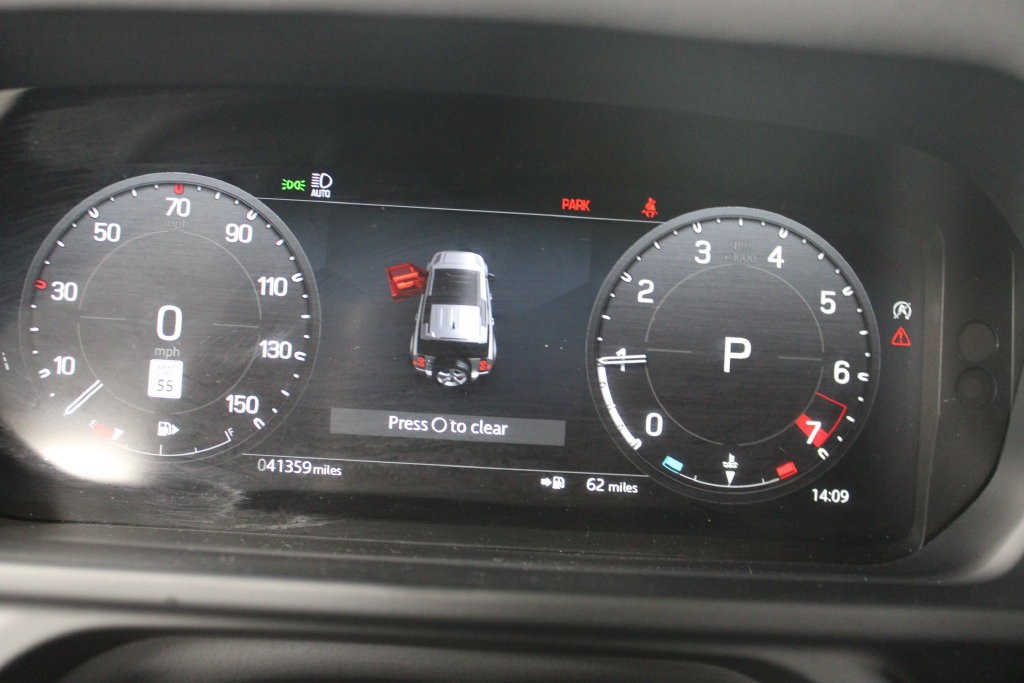 Used 2025 Land Rover Defender 110 S AWD/4WD image 42