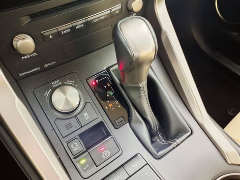 Used 2018 Lexus NX 300 FWD w/ Accessory Package 2 image 21