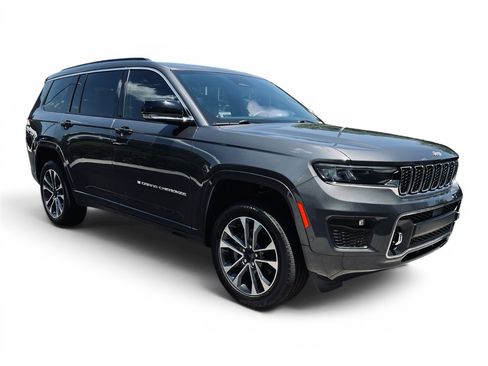 Used 2024 Jeep Grand Cherokee L Overland w/ Luxury Tech Group IV AWD/4WD image 2