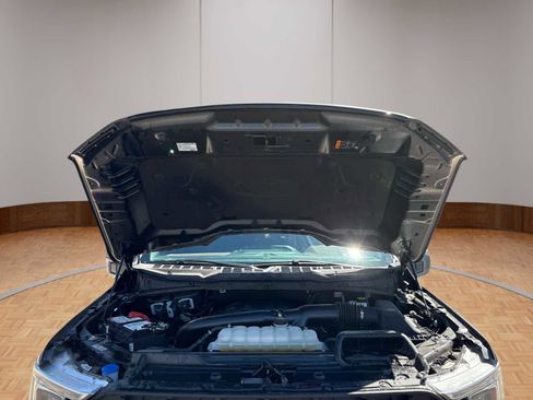 Used 2023 Ford F150 Lariat w/ Equipment Group 502A High image 17