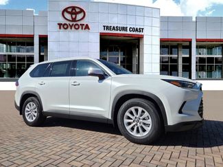 New 2026 Toyota Grand Highlander XLE video 1