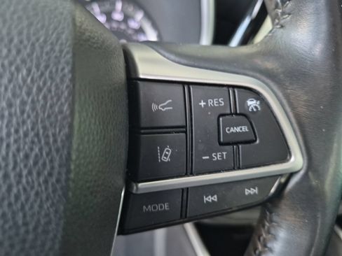 Used 2022 Toyota Highlander XSE FWD image 15