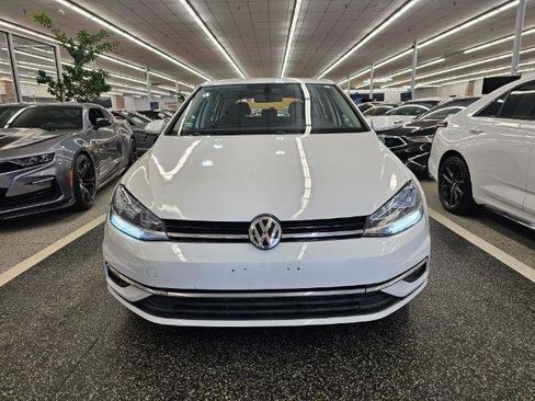 Used 2019 Volkswagen Golf S FWD image 3