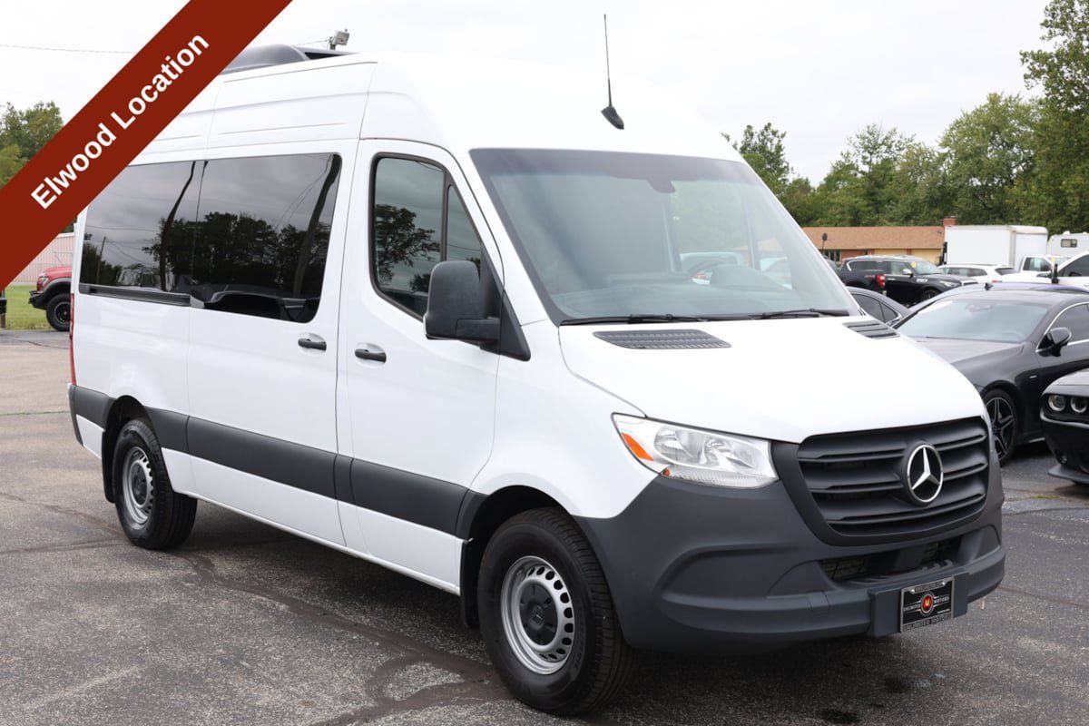 Used 2024 Mercedes-Benz Sprinter 2500 image 1