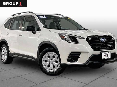 Used 2023 Subaru Forester AWD/4WD image 3