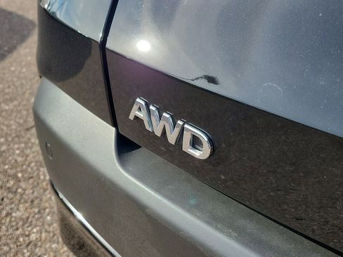 Used 2025 INFINITI QX55 Essential w/ Accent Package image 6