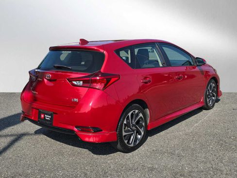 Used 2016 Scion iM image 3