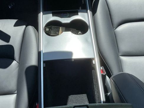 Used 2023 Tesla Model 3 Standard Range image 49