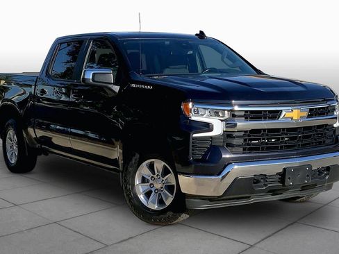 Used 2023 Chevrolet Silverado 1500 LT AWD/4WD image 3