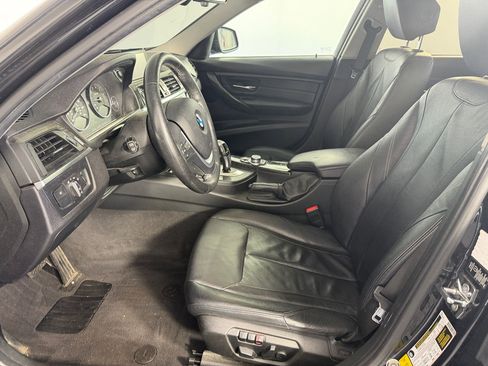Used 2012 BMW 328i Sedan RWD image 5