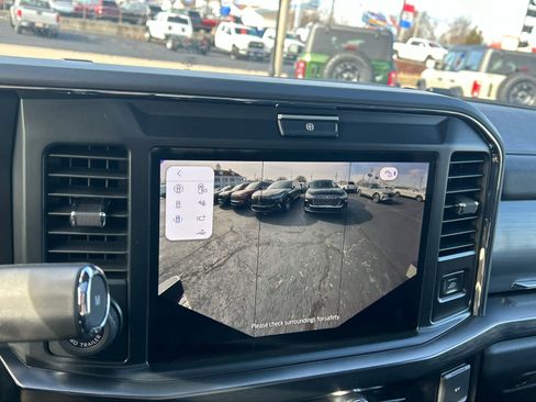 New 2026 Ford F250 Lariat w/ Black Appearance Package image 38