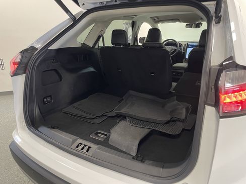 Used 2022 Ford Edge SEL w/ Convenience Package image 26