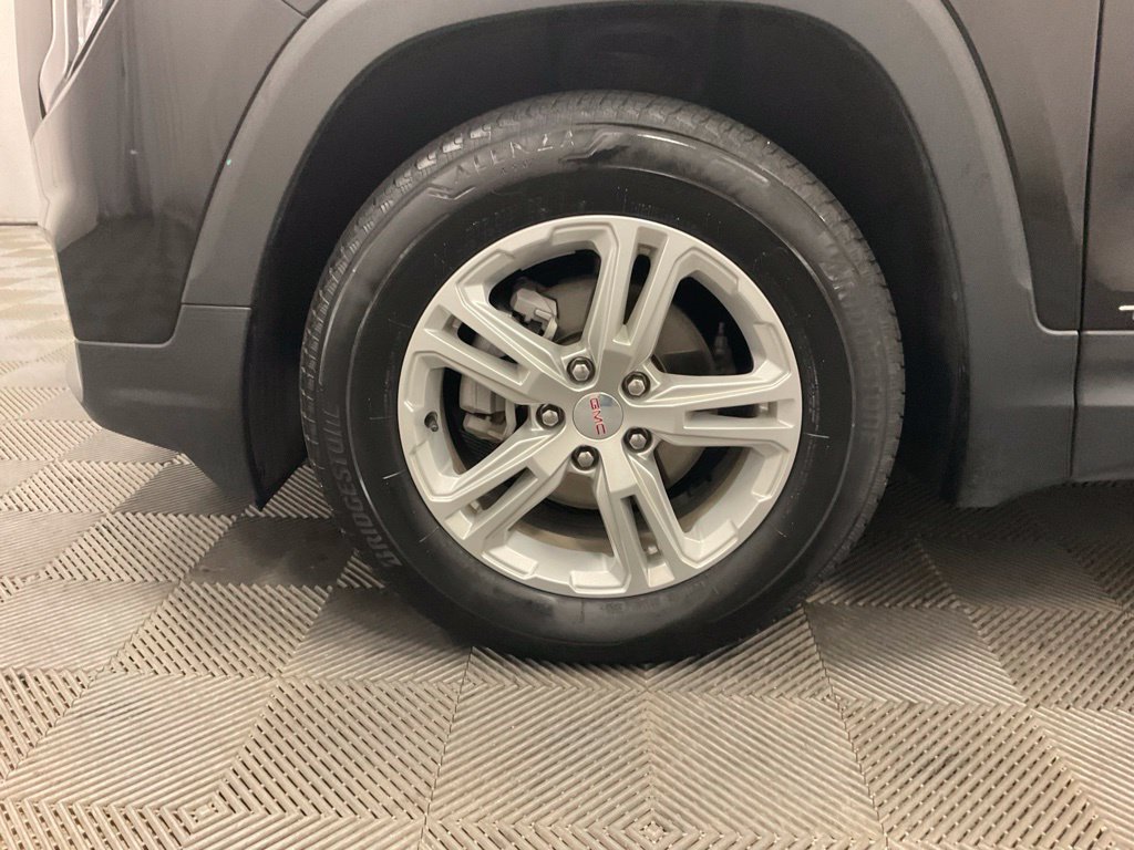 Used 2024 GMC Terrain SLE AWD/4WD image 14