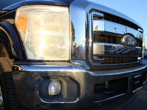 Used 2011 Ford F250 Lariat w/ Lariat Ultimate Pkg image 8