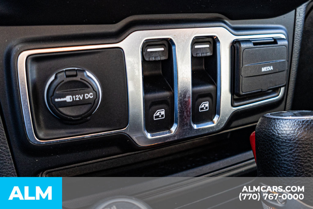 Used 2022 Jeep Wrangler Sport AWD/4WD image 38