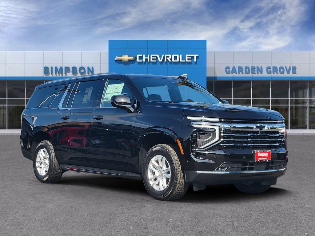 New 2026 Chevrolet Suburban LT w/ Comfort Package AWD/4WD image 1