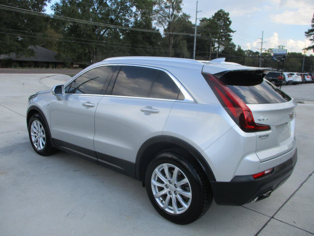 Used 2019 Cadillac XT4 Luxury FWD image 25