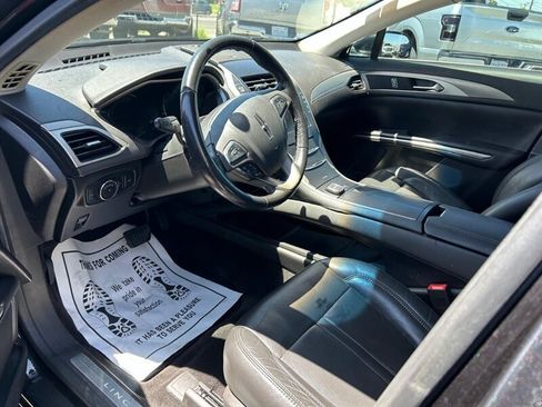 Used 2013 Lincoln MKZ AWD image 12