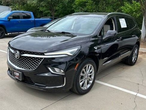 Used 2023 Buick Enclave Avenir w/ Trailering Package, 5000 lbs. FWD image 1