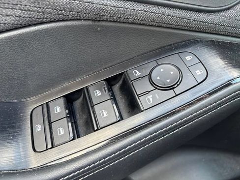 Certified 2023 Nissan Rogue SV AWD/4WD image 12