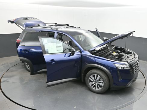New 2026 Nissan Pathfinder SL FWD image 34