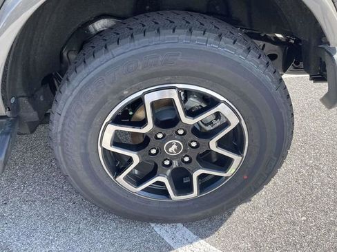 New 2025 Ford Bronco Outer Banks AWD/4WD image 4