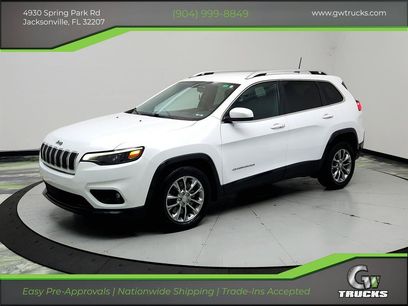 Used 2019 Jeep Cherokee Latitude Plus w/ Travel & Safety Group