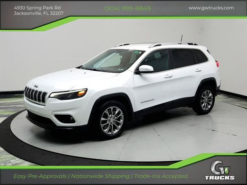 Used 2019 Jeep Cherokee Latitude Plus w/ Travel & Safety Group FWD image 1