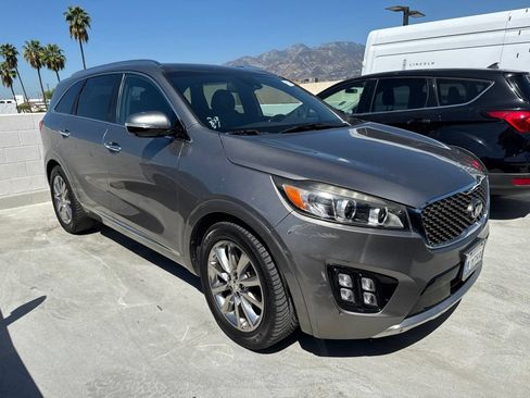 Used 2018 Kia Sorento SX FWD image 2