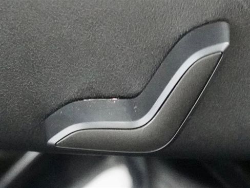 Used 2018 Tesla Model X 75D image 44