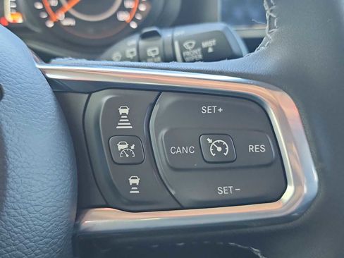 New 2026 Jeep Wrangler Unlimited Sahara w/ Whitecap Package AWD/4WD image 28