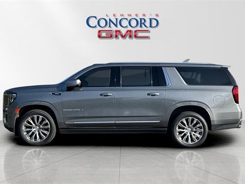 Used 2021 GMC Yukon XL Denali w/ LPO, Illumination Package image 7