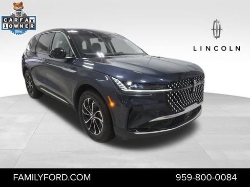 Certified 2024 Lincoln Nautilus Premier w/ Equipment Group 102A image 1