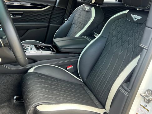 Used 2023 Bentley Flying Spur W12 AWD/4WD image 17