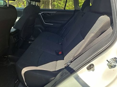 Used 2025 Toyota RAV4 LE image 5