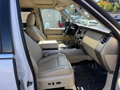 Used 2015 Ford Expedition EL Limited image 20