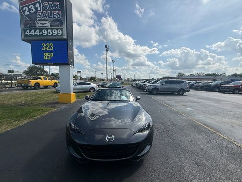 Used 2021 MAZDA MX-5 Miata RF Grand Touring image 19