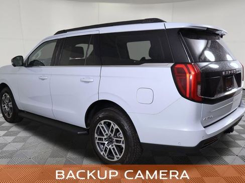 Used 2025 Ford Expedition Active AWD/4WD image 10