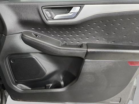 Used 2020 Ford Escape SEL image 25