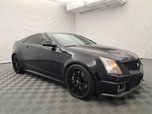Used 2013 Cadillac CTS V RWD image 2